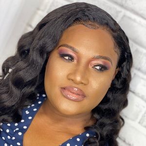 Meet your Posher, Sheila